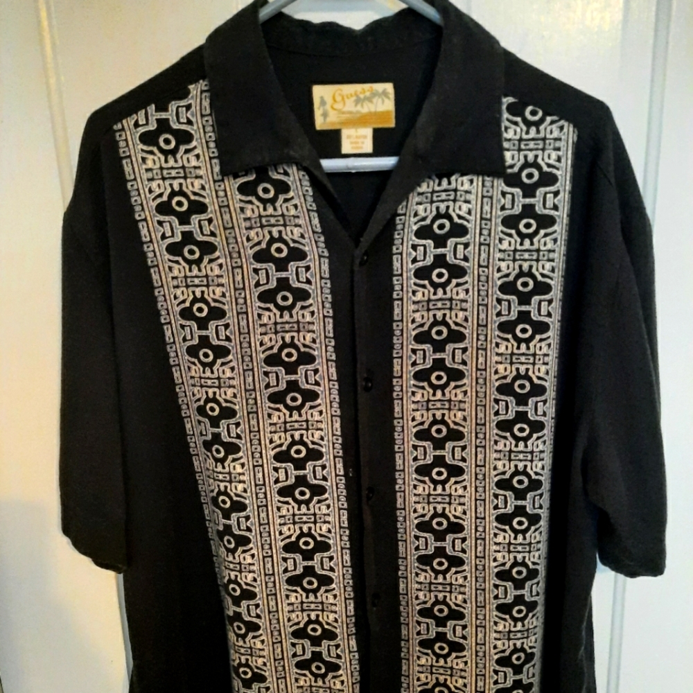 VINTAGE Mens GUESS button up